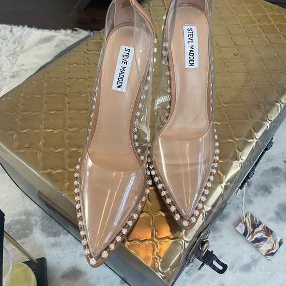 Sold- Steve Madden Women's Clear Nude Heels- new and never worn!  Size 10 - Picture 1 of 5